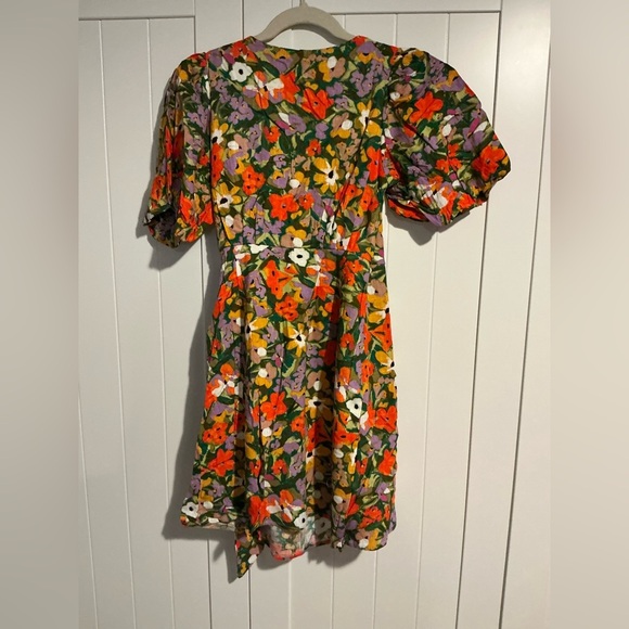 NWT Petal & Pup Flourish Puff Sleeve Mini Dress Size Large - Picture 5 of 5